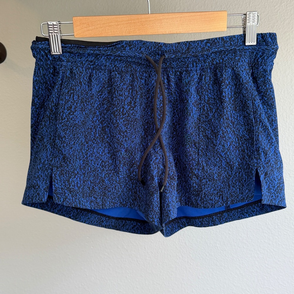Lululemon Speed Up Running Shorts Blue Black Pixel Print Womens Size 4